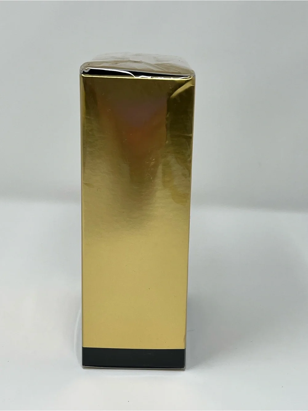 CHANEL Sublimage L’Essence de Teint Ultimate Serum Foundation, shade B40, 40 mL